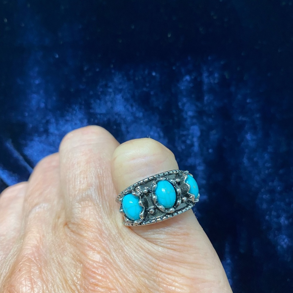 Turquoise silver ring - Picture 2 of 3